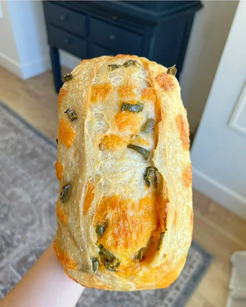 Easy Homemade Sourdough Bread – Soft Inside & Golden Crust