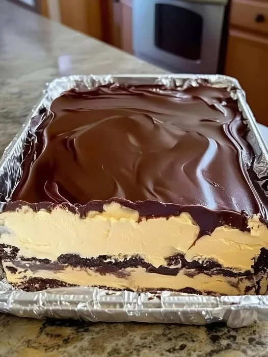 No-Bake Chocolate Eclair Cake